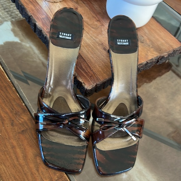 Stuart Weitzman Open Toe Kitten Heel - Picture 2 of 9